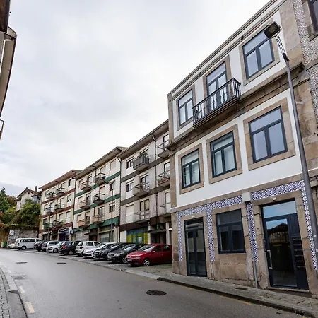 Elegant In Nova De Gaia,